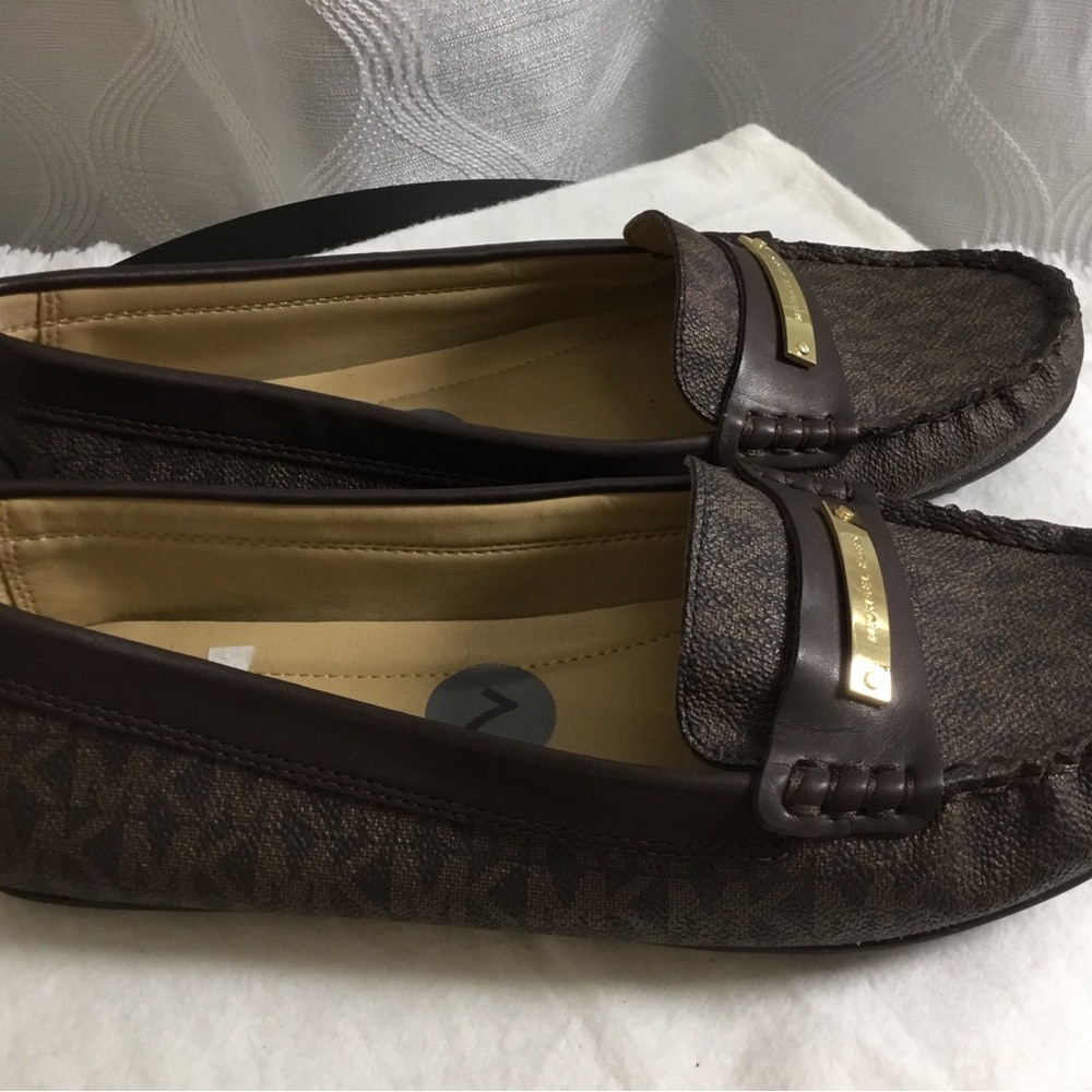 MICHAEL Michael Kors Brown Logo-Print Moccasin Loafers with Gold Plaque - Picture 3 of 8